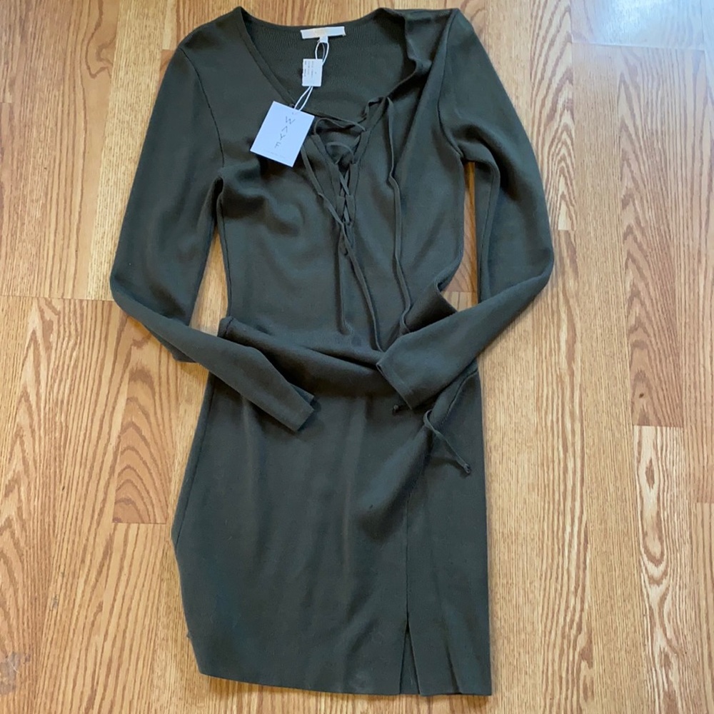 Size m W.A.Y.F  green long sleeve sweater dress